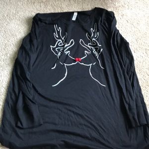 Kissing reindeer PJ shirt